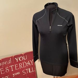 Columbia long sleeve 3/4 zip up insulated top